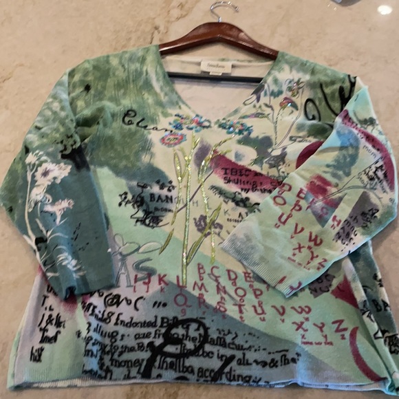 Women sweater. Neiman Marcus exclusive - Picture 4 of 4